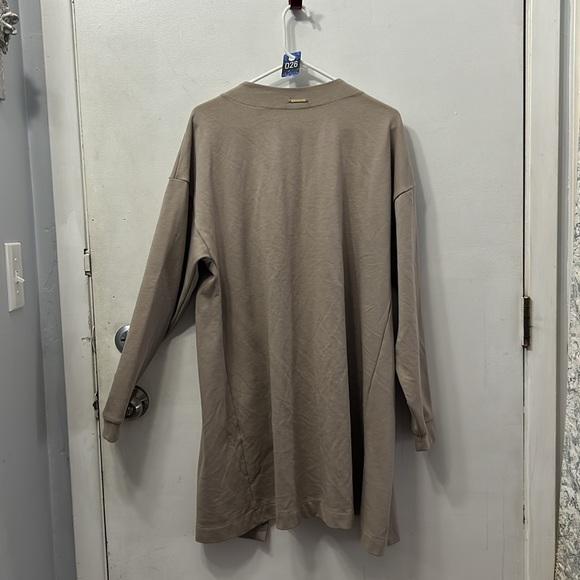 a Whitney Simons X Gymshark Collab Cardigan size Large. - Picture 2 of 4